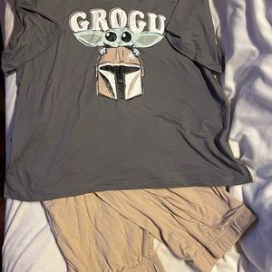 Grogu Women’s Pajama Set Size M